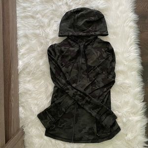 Perfect condition! Lululemon camo hooded Define jacket
